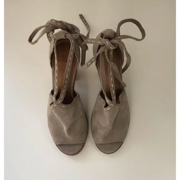 FRYE Ash Suzie Pickstitch Lug Peeptoe  Sandal