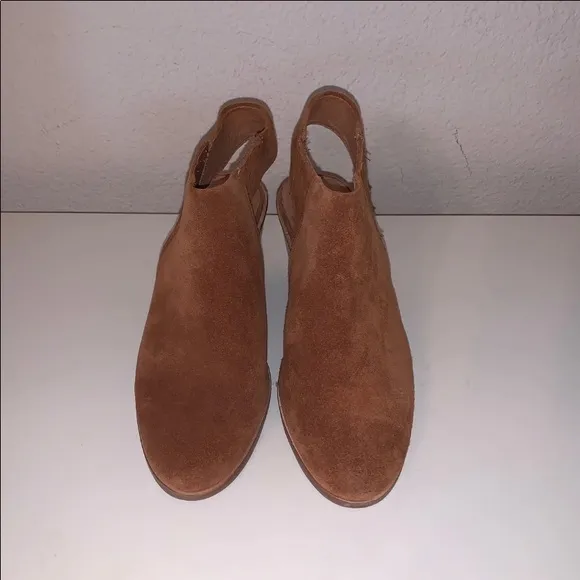Gentle Soul  by Kenneth Cole shoes sz 7.5