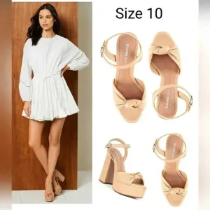 Gianni Bini 10 Leather Retro Platform Block Heel Chic Modern Dress Sandals