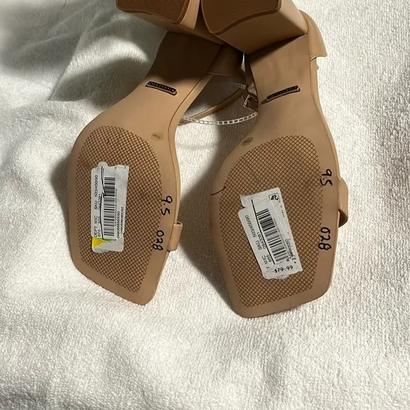 Gianni Bini Elegant Tan Block Heel Sandals