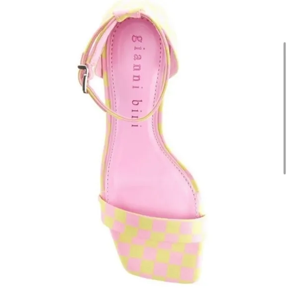 “GIANNI BINI” Maileigh Checkerboard Block Heel Sandals