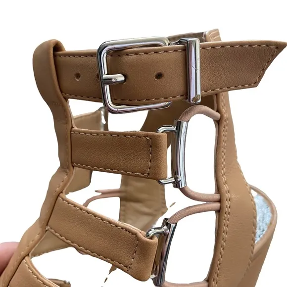 Gianni Bini Nude Leather with Metal Detail Block Heel Strappy Sandals 8.5