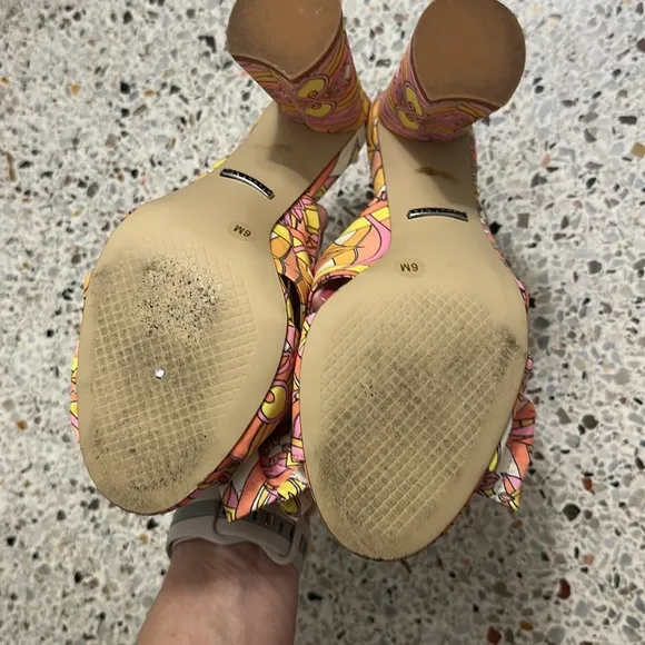 Gianni Bini pink yellow Kelly print Pucci bow sandal heel 6 Dillards
