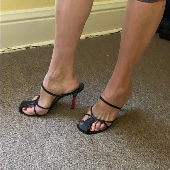 GIANNI VERSACE Sexy Black Beaded 4 in Heel Sandals