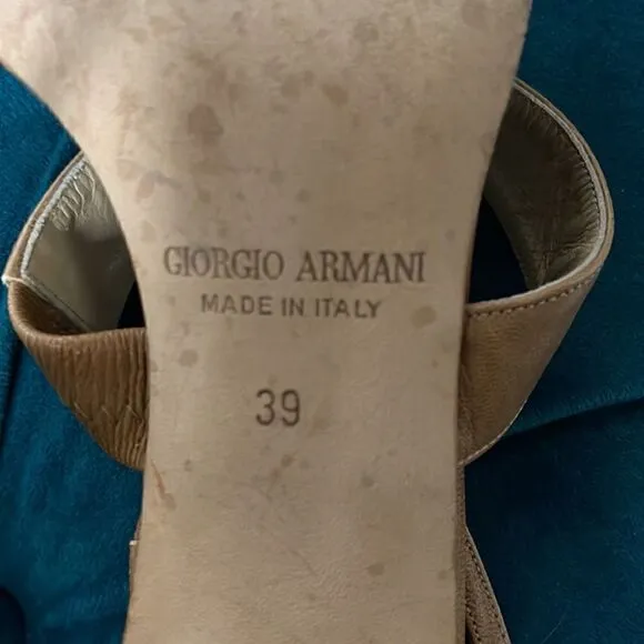 GIORGIO ARMANI BEIGE SANDALS SZ 9
