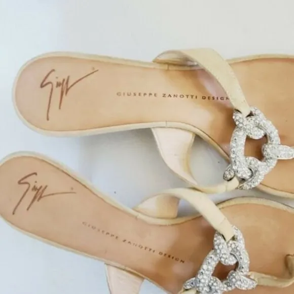 Giuseppe Zanotti Sandals Nude Suede Swarovski Crystal kitten Heel 37.5 US 6