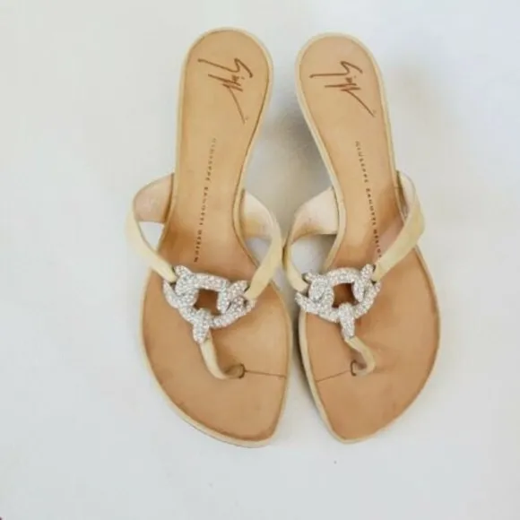 Giuseppe Zanotti Sandals Nude Suede Swarovski Crystal kitten Heel 37.5 US 6