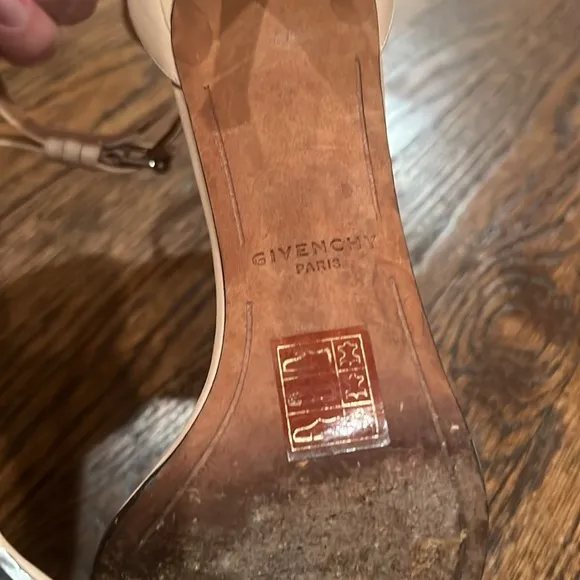 Givenchy Beige Leather Nadia Ankle Cuff Sandals Size 38