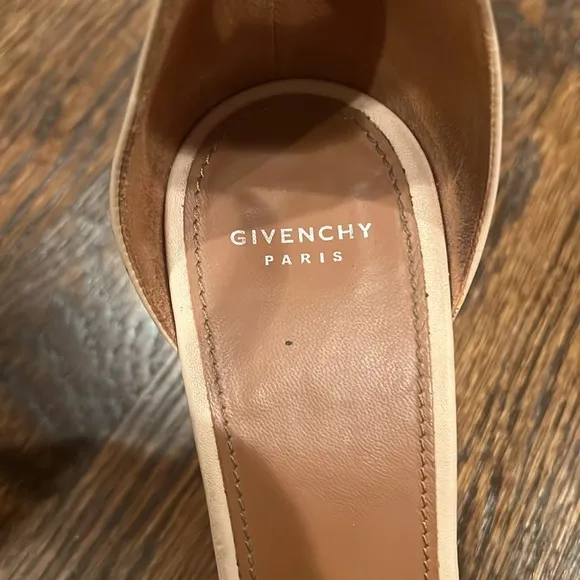 Givenchy Beige Leather Nadia Ankle Cuff Sandals Size 38
