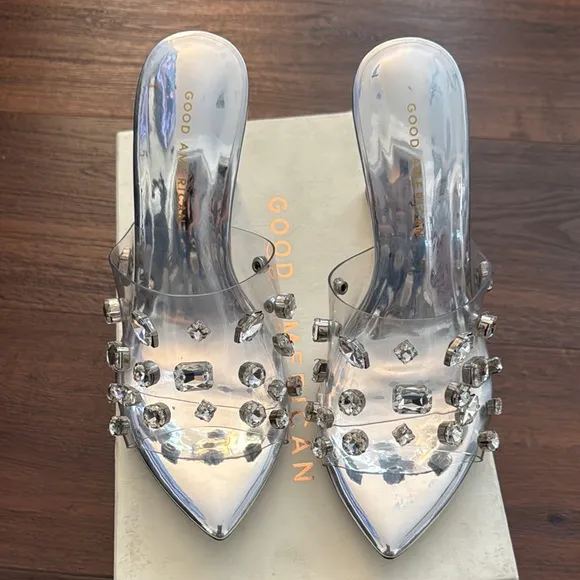 Good American NWT Jeweled Wedge Heel Silver Studded Women's Shoes w/Dust Bag.