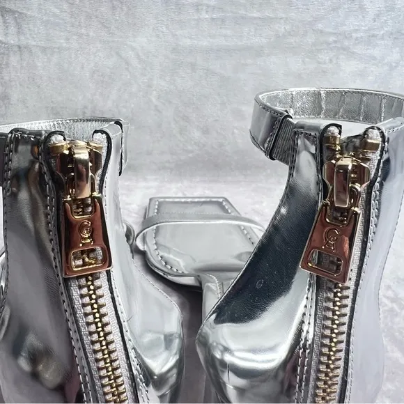 GOOD American Silver Block Heel Square Toe Ankle Strap Sandals Size 7