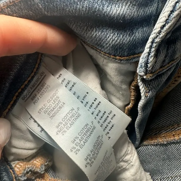 Good American Women’s Distressed Straight Leg Jeans Size 10/30 EUC