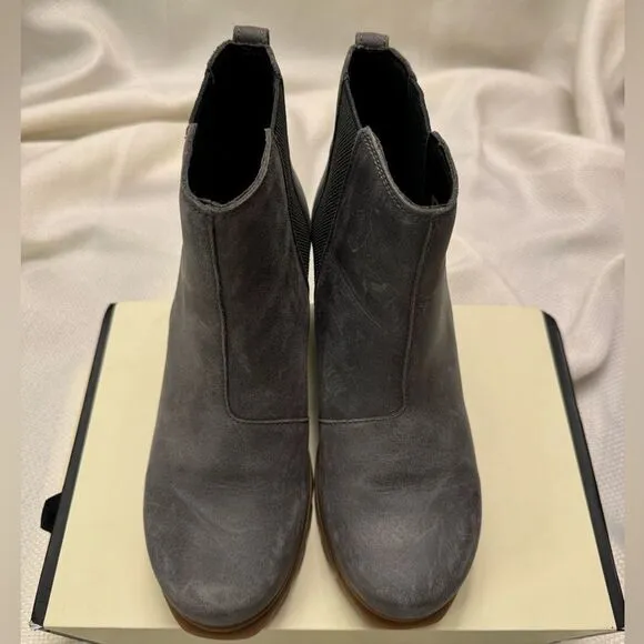 Grey Sorel distressed brushed leather hidden wedge boot size 7.5 streetwear