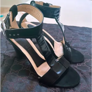 GUCCI high-heel strappy sandals black FINAL PRICE Dropped 3/23