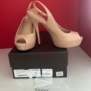 Gucci Nappa Charlotte shoes size 36