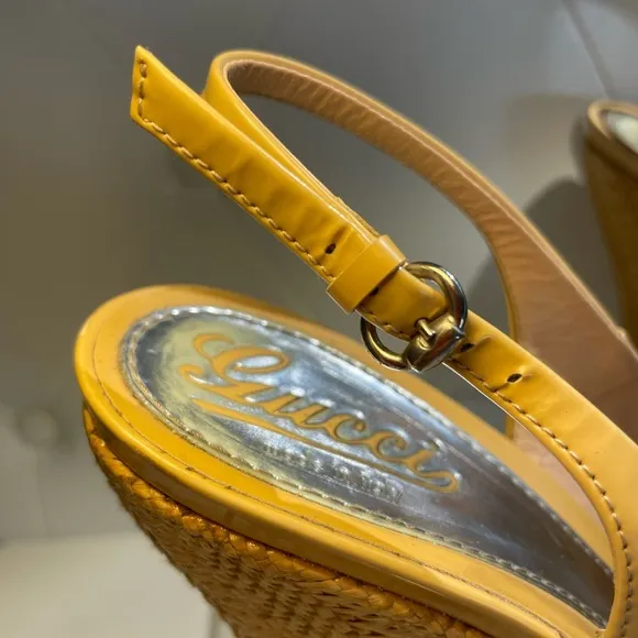GUCCI /shoes/ GUCCI vitello vernice soft sable wedge sandal sz 39