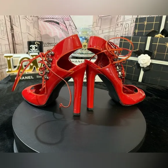 GUC!!!!❤️‍🔥MANOLO BLAHNIK Red High Heel Sandals.