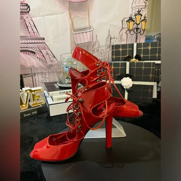 GUC!!!!❤️‍🔥MANOLO BLAHNIK Red High Heel Sandals.