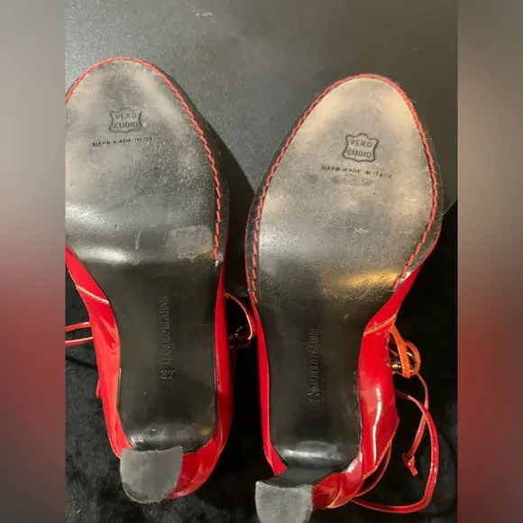 GUC!!!!❤️‍🔥MANOLO BLAHNIK Red High Heel Sandals.