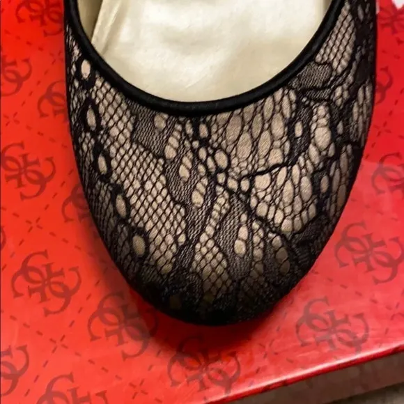 Guess Platform Shoes Size 6.5 Heels Lace Sandals