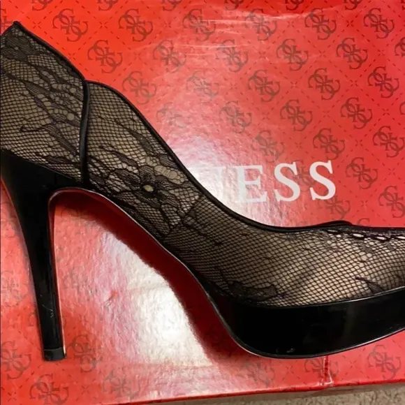 Guess Platform Shoes Size 6.5 Heels Lace Sandals