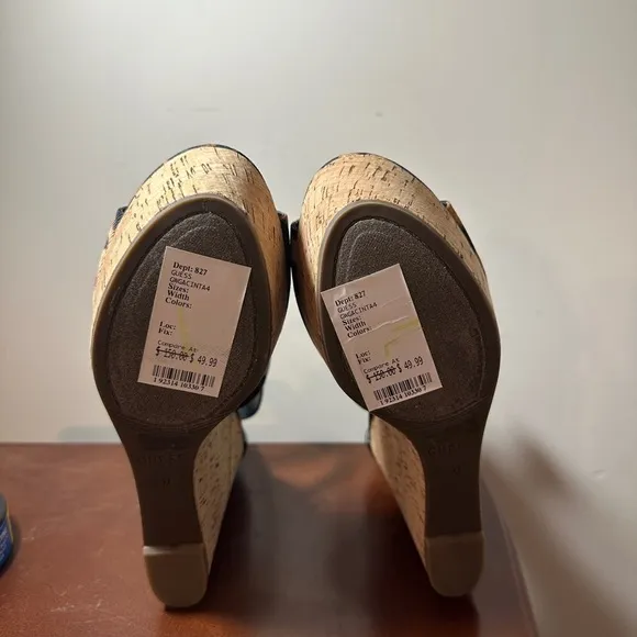 Guess wedge heel sandals. NWT