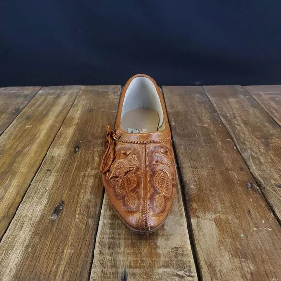 Handmade Tooled Womens Leather Loafers Size 6 Flores Shoes