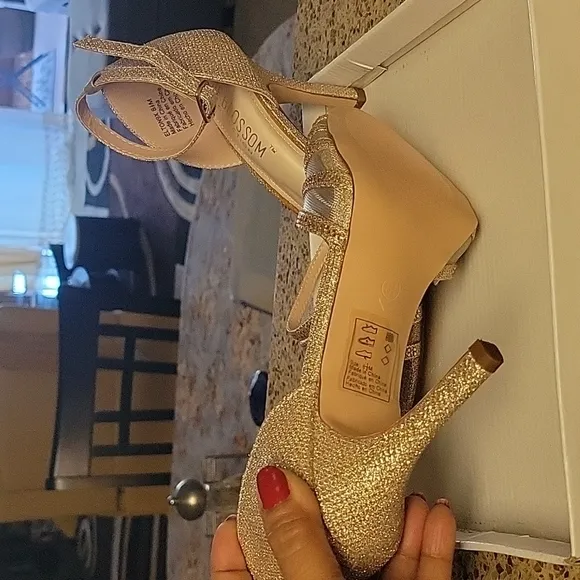 Heels/ shoes