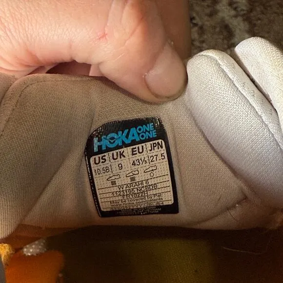 Hoka Arahi 10.5B