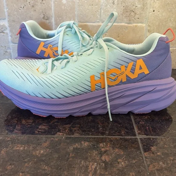 Hoka One One Rincon 3 Light Blue and Purple 11B NWT