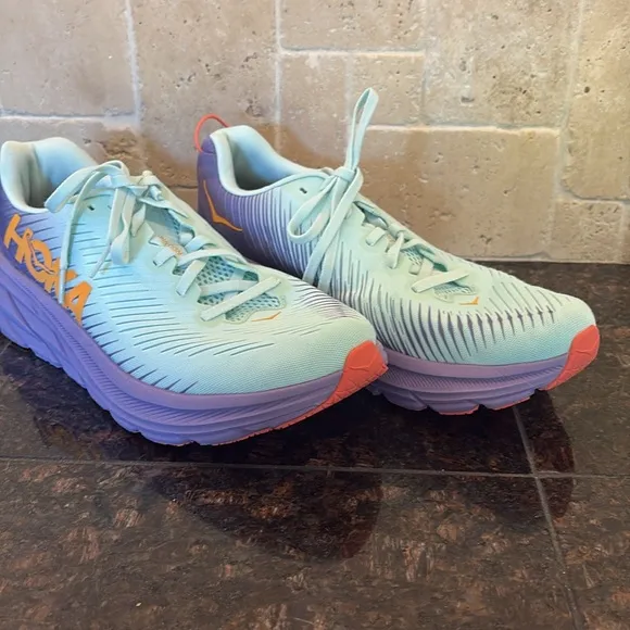 Hoka One One Rincon 3 Light Blue and Purple 11B NWT