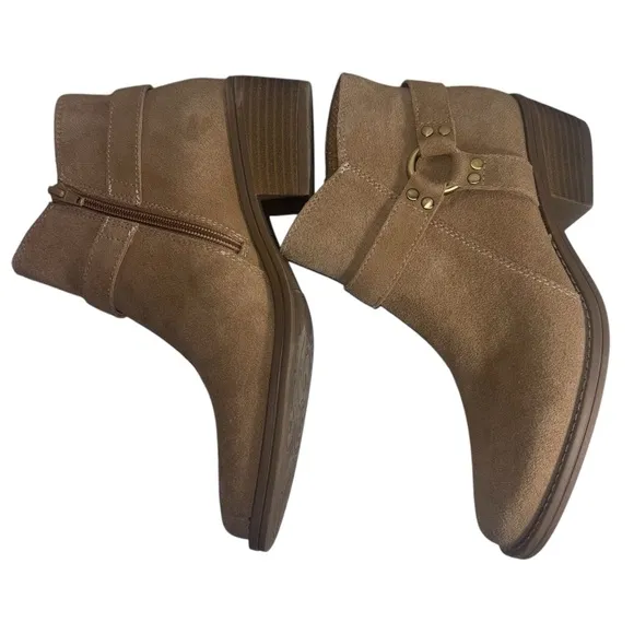 House of Harlow 1960 Beachwood Tan Suede Block Heel Boots Size 7