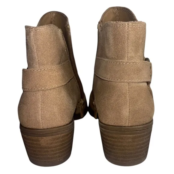House of Harlow 1960 Beachwood Tan Suede Block Heel Boots Size 7