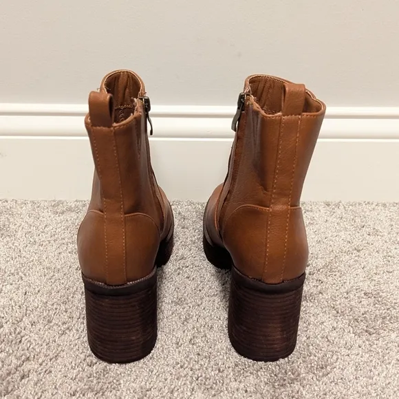 House of Harlow 1960 Festival Block Heel Vegan Leather Tan Boots sz 7.5