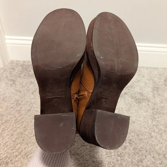 House of Harlow 1960 Festival Block Heel Vegan Leather Tan Boots sz 7.5