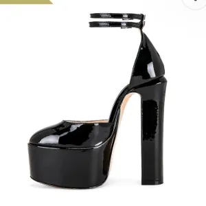 House of Harlow 1960 REVOLVE April 6 inch Platform Black patent heels shoes 8.5