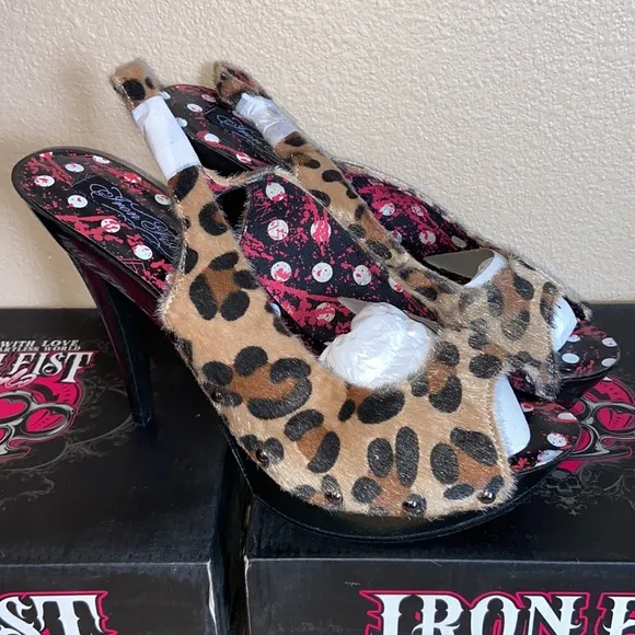 IRON FIST 10/41 7/38 6/37 LOVE BITES Platform Slingback Heel Natural Leopard Fur