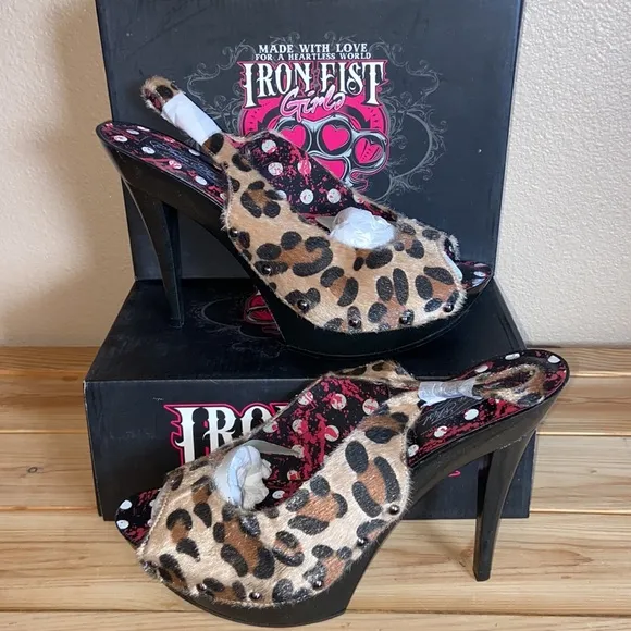 IRON FIST 10/41 7/38 6/37 LOVE BITES Platform Slingback Heel Natural Leopard Fur