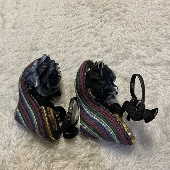 IRREGULAR CHOICE WEAVER BLACK HIGH WEDGE SHOES BLACK FLOWER Size 10