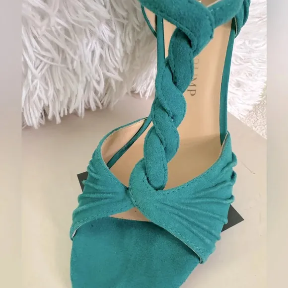 Ivanka Trump 7M Light Blue Suede Strap high Heel Sandals MSRP $80 (ItHilly). New
