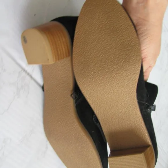 Jack Rodgers suede boots 6