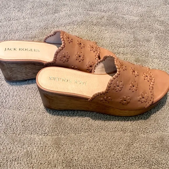 🐕Jack Rogers Rory Caramel Wedge Sandals - Size 9 - NWT🐕