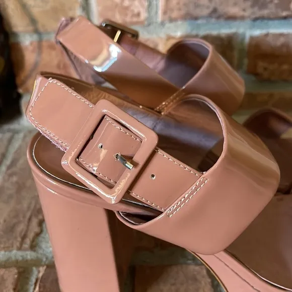 Jeffrey Campbell Ammaly Patent Leather Platform Slingback Sandals in Dusty Pink