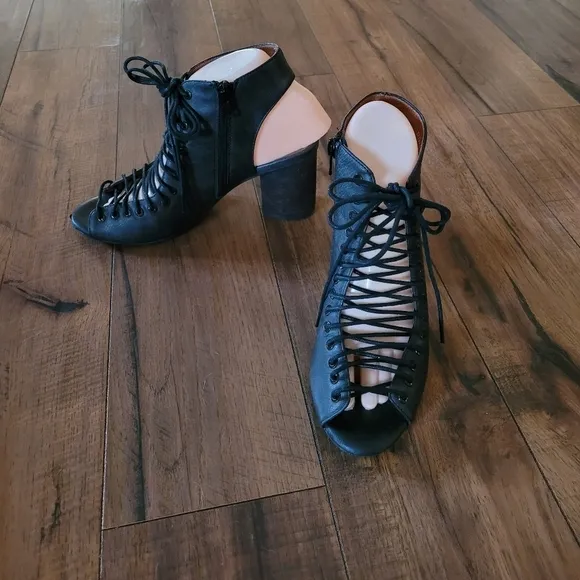 Jeffrey Campbell Covet Black Gray Lace-Up Block Heel Sandals