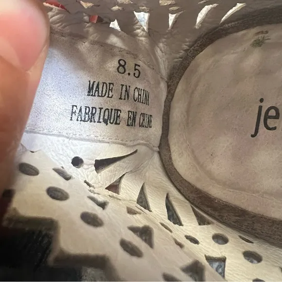 Jeffrey Campbell Cut Out Lace Up Sandals Sz 8.5
