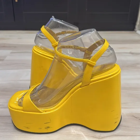 JEFFREY CAMPBELL Exhilarate Platform Wedge Sandal In Yellow