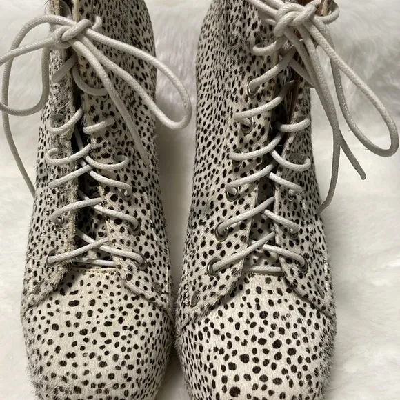 Jeffrey Campbell Havana Lita Calf Hair Animal Print Platform Booties 7.5
