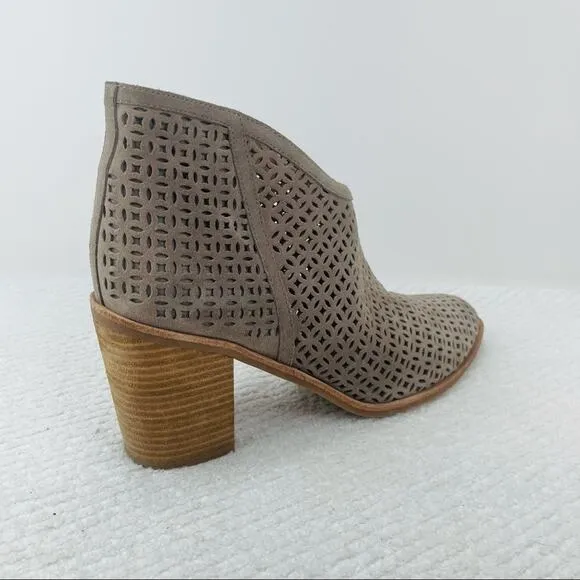 JEFFREY CAMPBELL “MEDERA” TAN LASER CUT SUEDE STOCKED BLOCK HEEL BOOTIES SIZE 11