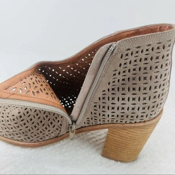 JEFFREY CAMPBELL “MEDERA” TAN LASER CUT SUEDE STOCKED BLOCK HEEL BOOTIES SIZE 11