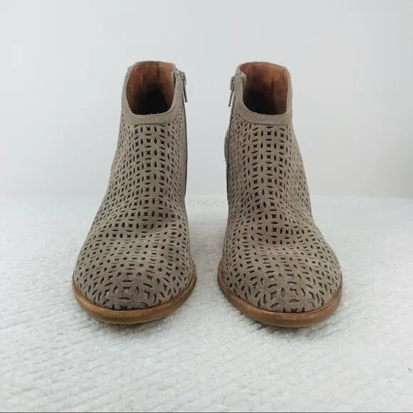 JEFFREY CAMPBELL “MEDERA” TAN LASER CUT SUEDE STOCKED BLOCK HEEL BOOTIES SIZE 11
